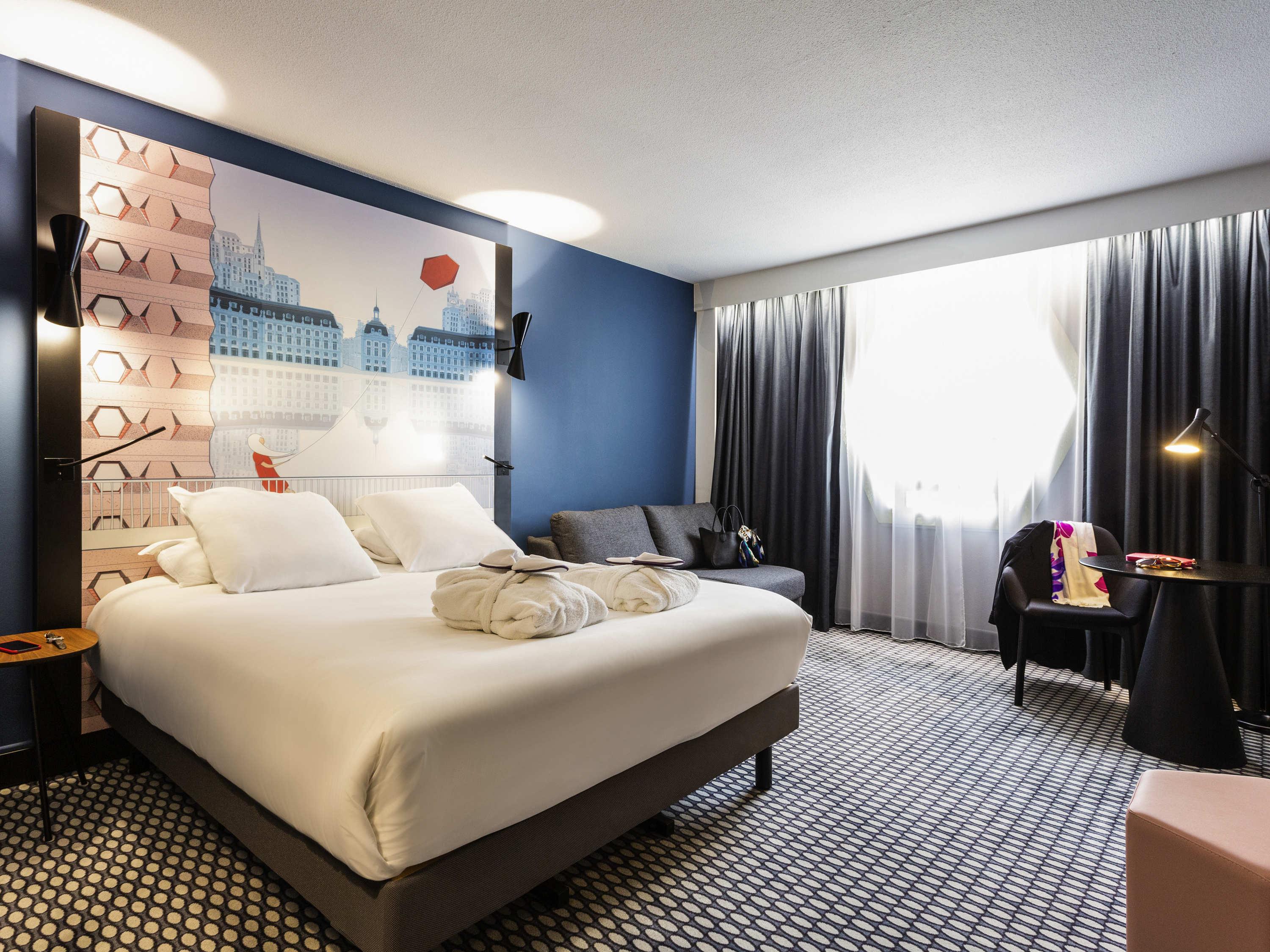 Mercure Centre Hotel 4*