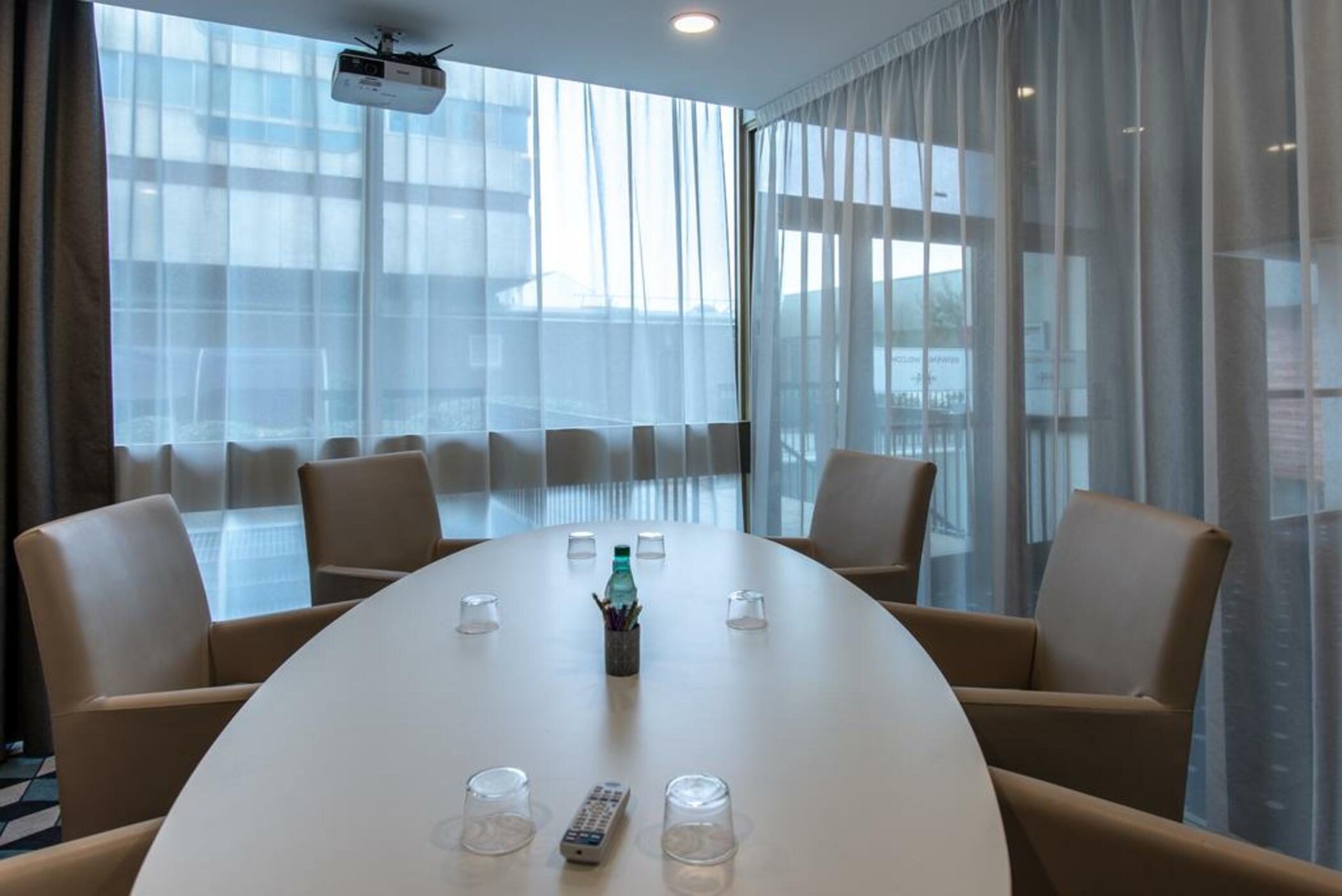 Mercure Centre Hotel 4*