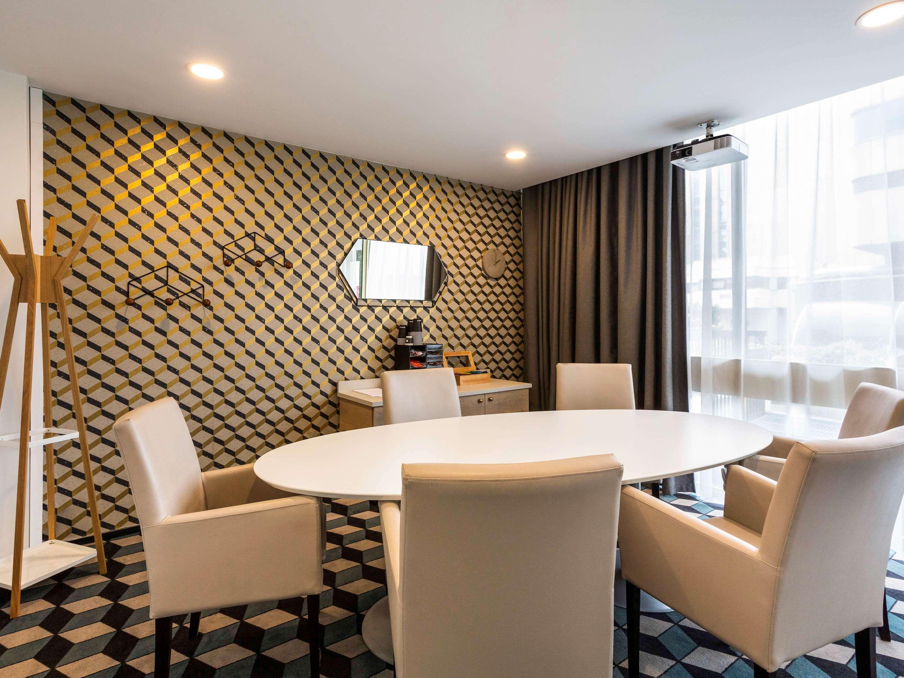 Mercure Centre Hotel