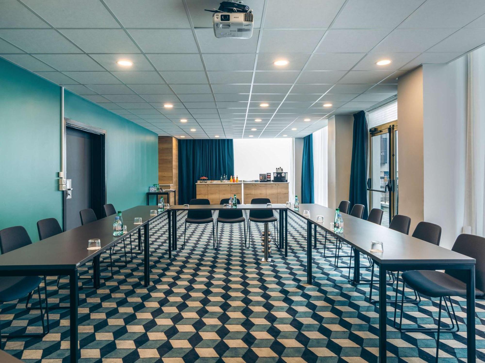 Mercure Centre Hotel